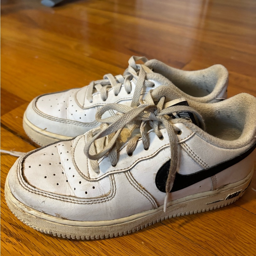 Nike White and Black Sneakers Classic Air Force 1 Design